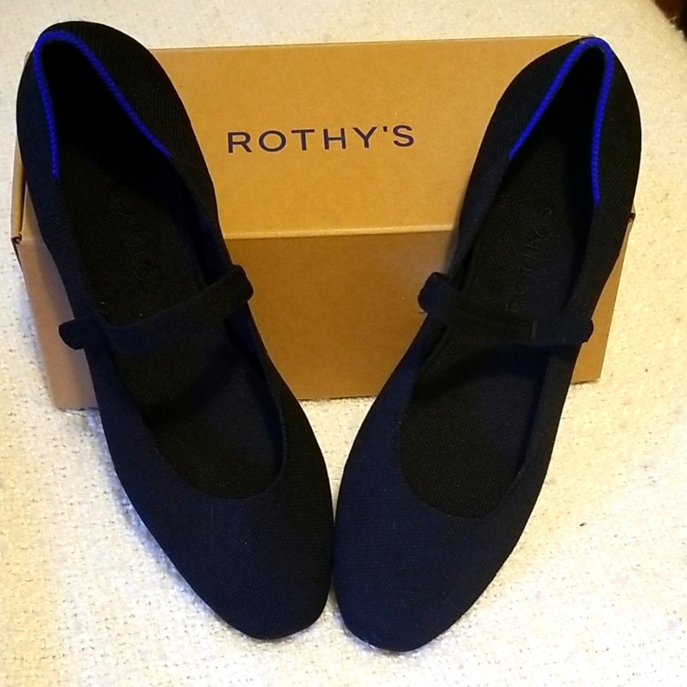 Rothy's Black Flats Sleek and Versatile